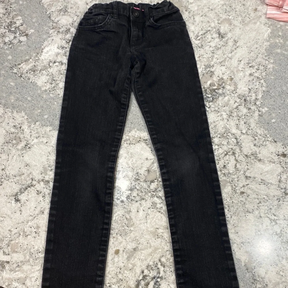 Childrens Place girls skinny jeans in black